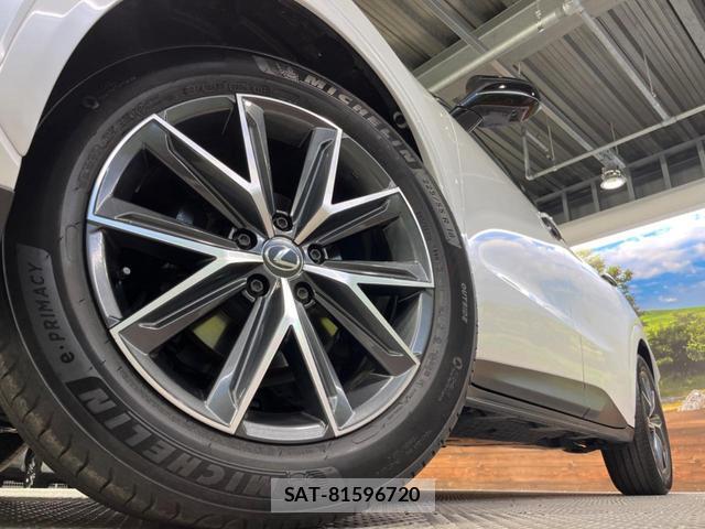 Lexus LBX 2024-02 8854324-12