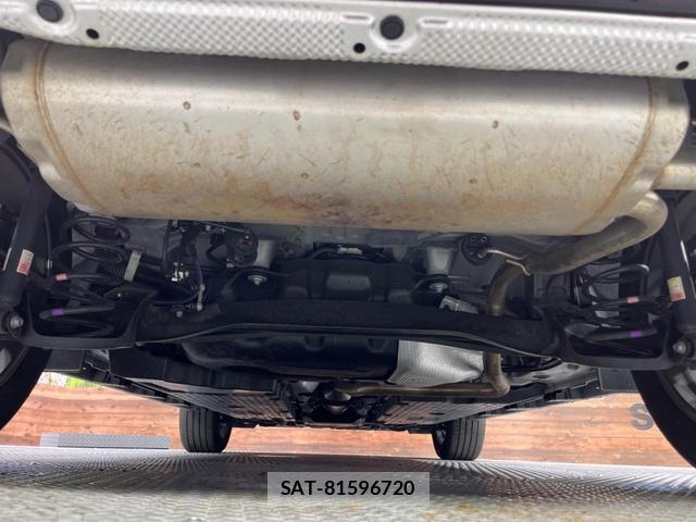Lexus LBX 2024-02 8854324-18