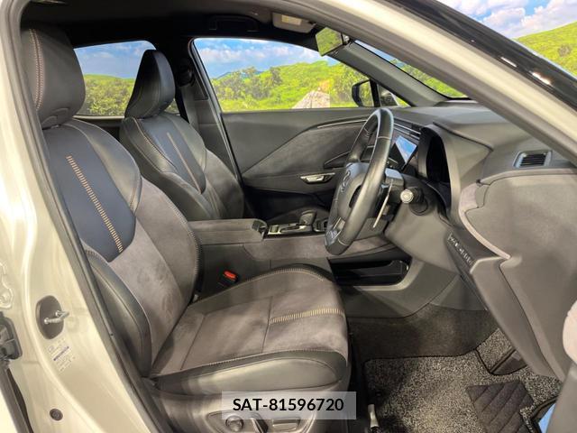 Lexus LBX 2024-02 8854324-8
