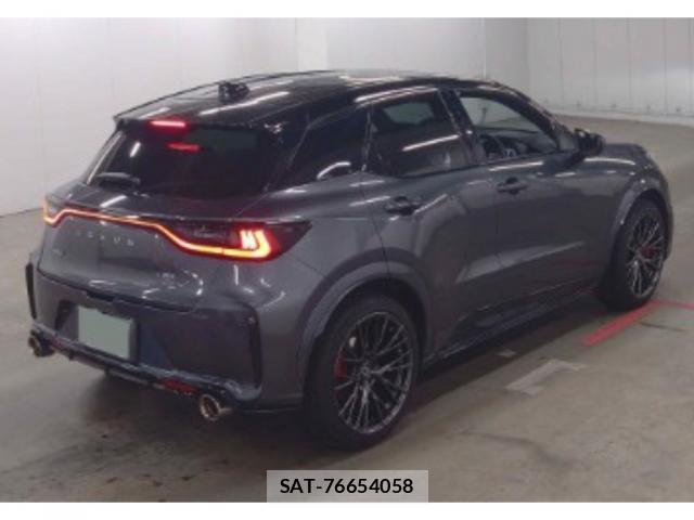 Lexus LBX 2026-01 8855780-1
