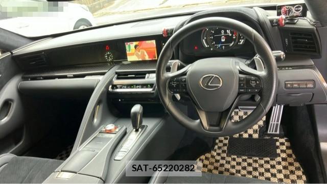 Lexus LC 2017-05 8855412-2