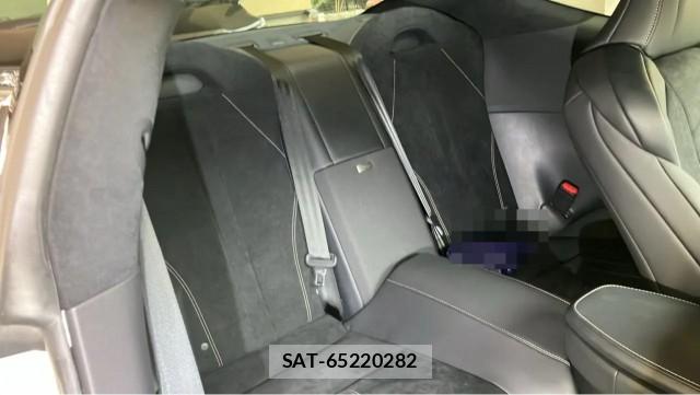 Lexus LC 2017-05 8855412-6