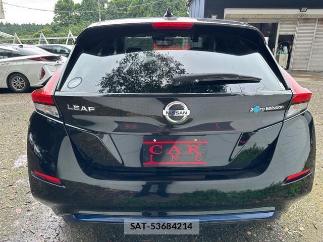 Nissan LEAF 2021-03 8855531-6