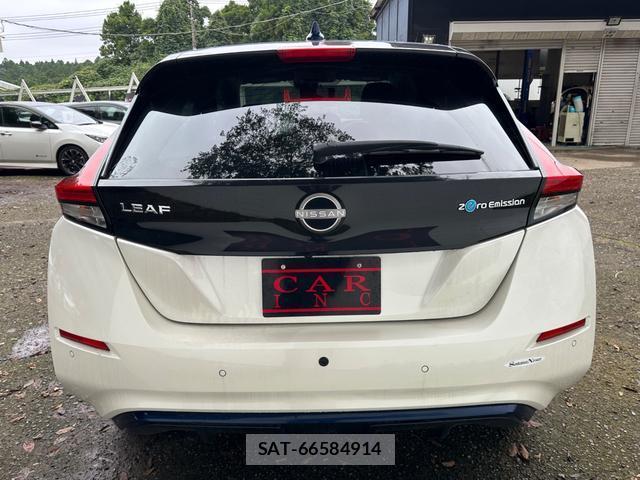 Nissan LEAF 2021-09 8855532-5