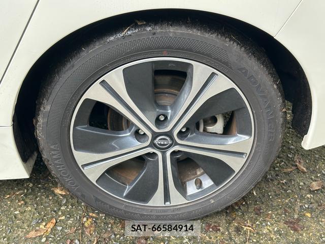Nissan LEAF 2021-09 8855532-7