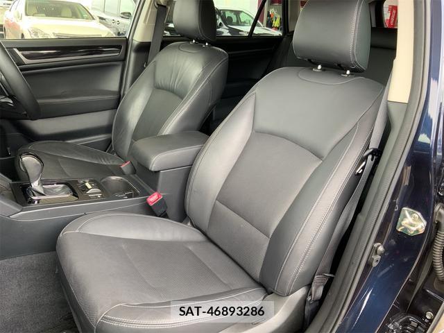 Subaru OUTBACK 2018-01 8854394-11
