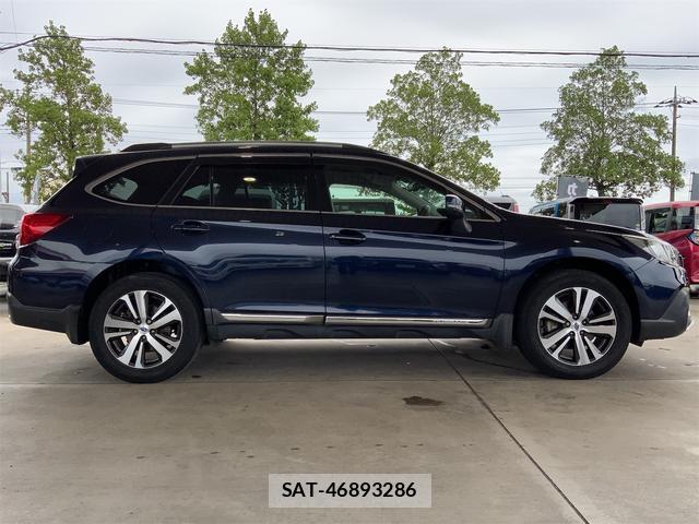 Subaru OUTBACK 2018-01 8854394-3