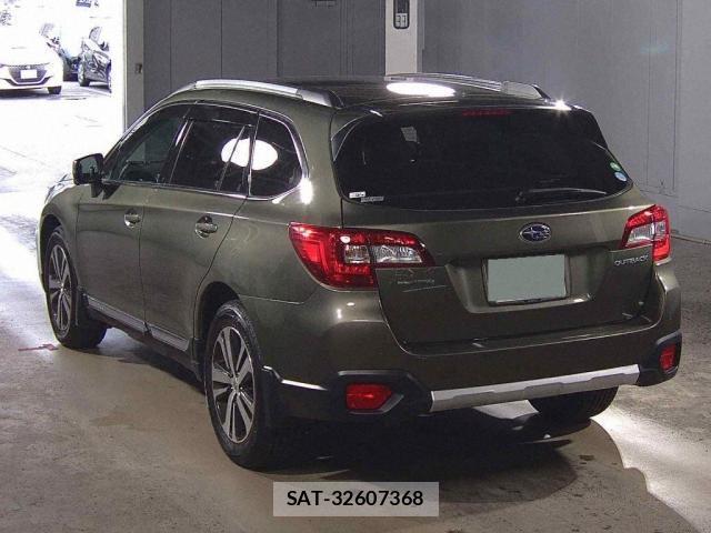 Subaru OUTBACK 2018-03 8855557-4