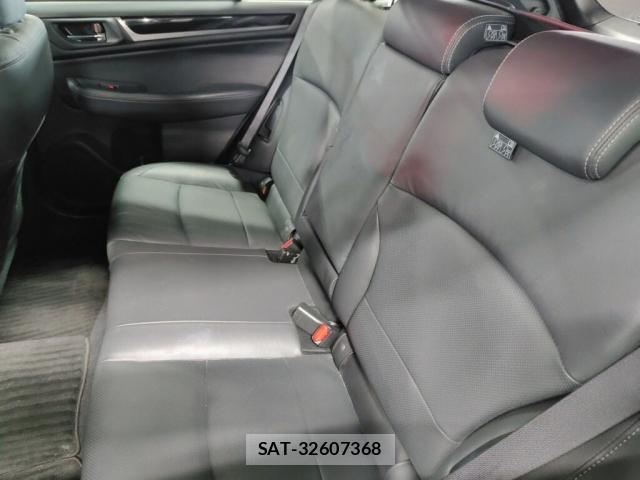 Subaru OUTBACK 2018-03 8855557-5