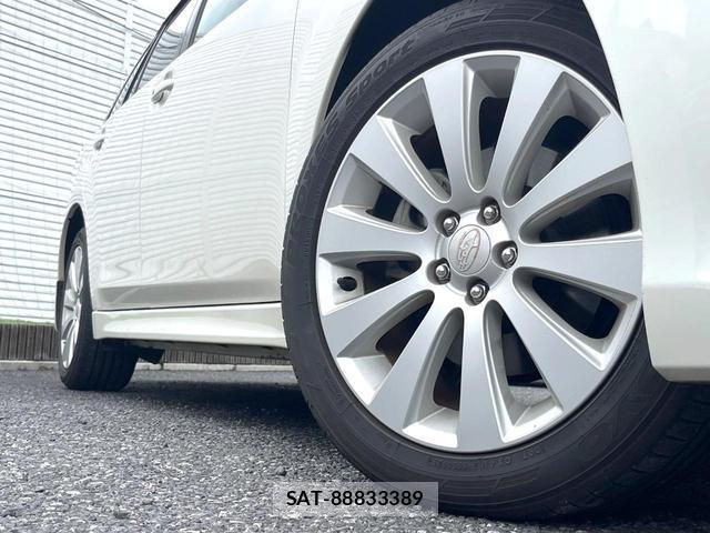Subaru LEGACY TOURING WAGON 2011-07 8855032-12