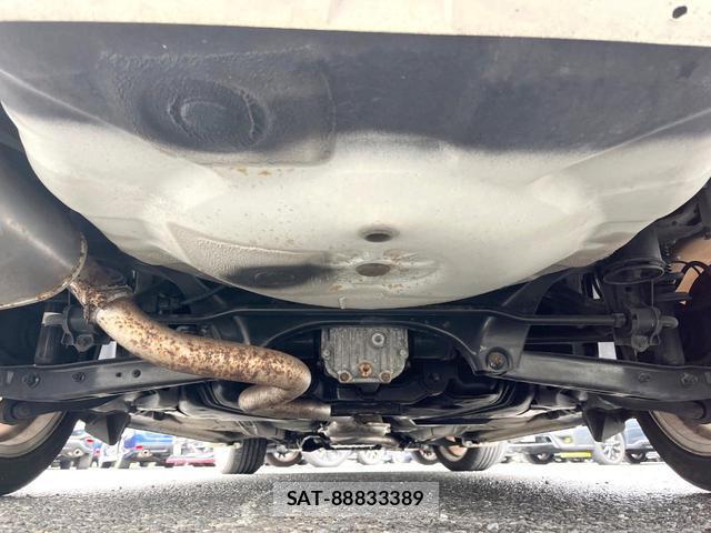 Subaru LEGACY TOURING WAGON 2011-07 8855032-18