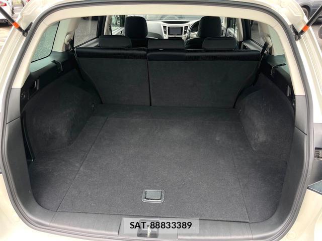 Subaru LEGACY TOURING WAGON 2011-07 8855032-9
