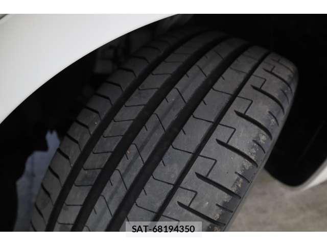 Maserati LEVANTE 2016-11 8856609-11