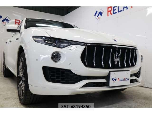 Maserati LEVANTE 2016-11 8856609-16