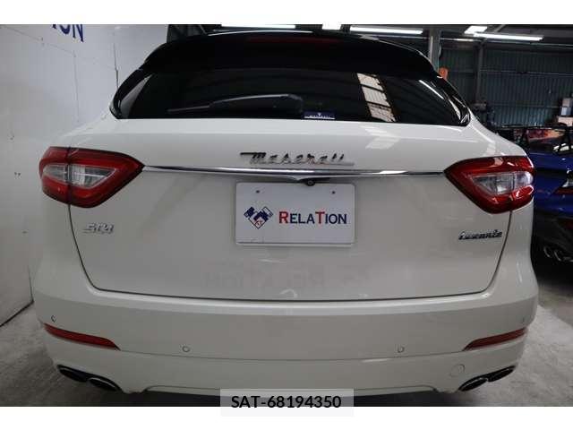 Maserati LEVANTE 2016-11 8856609-4