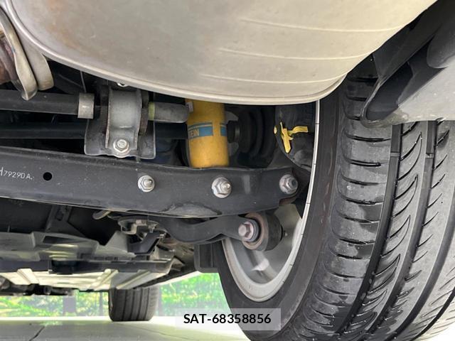 Subaru LEVORG 2017-11 8854224-19