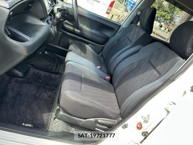 Honda LIFE 2011-08 8855594-5