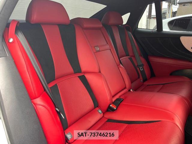 Lexus LS 2018-01 8854455-8