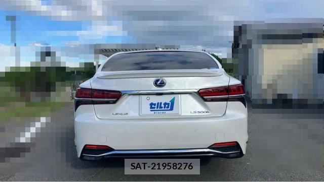 Lexus LS 2017-11 8855417-1