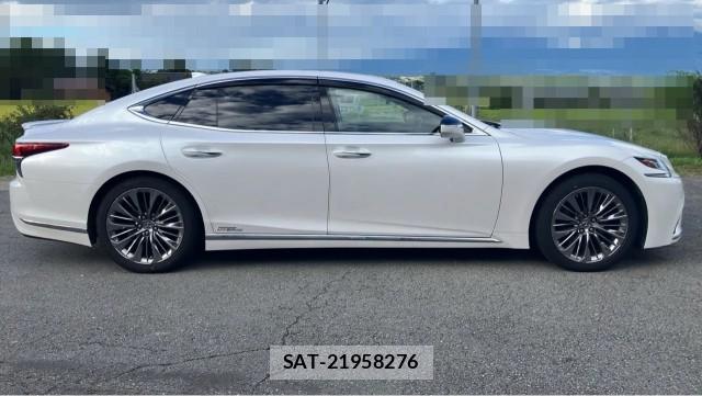 Lexus LS 2017-11 8855417-3