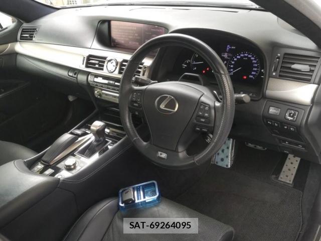 Lexus LS 2012-11 8855852-2