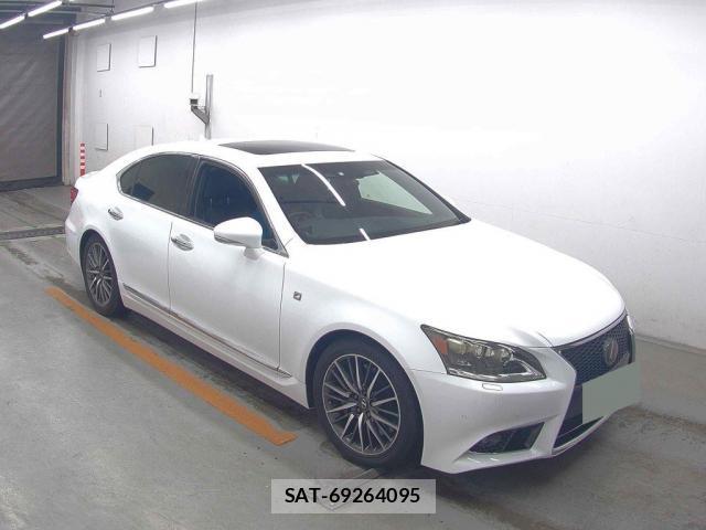 Lexus LS 2012-11 8855852-5
