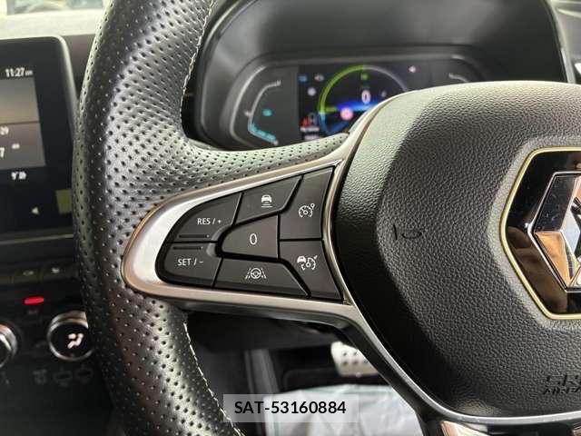 Renault LUTECIA 2023-06 8854209-12