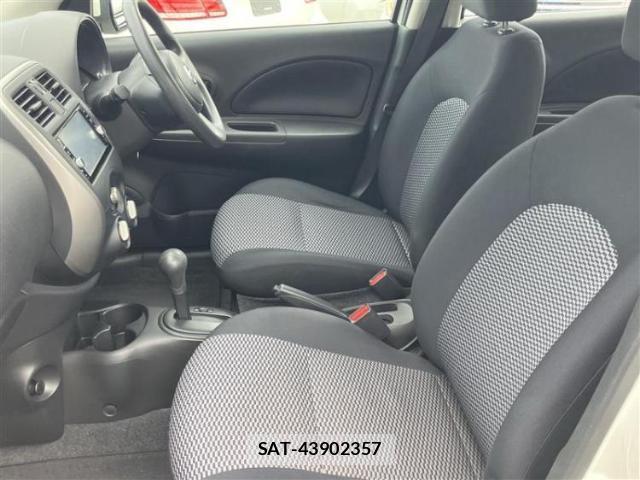 Nissan MARCH 2018-03 8857042-4