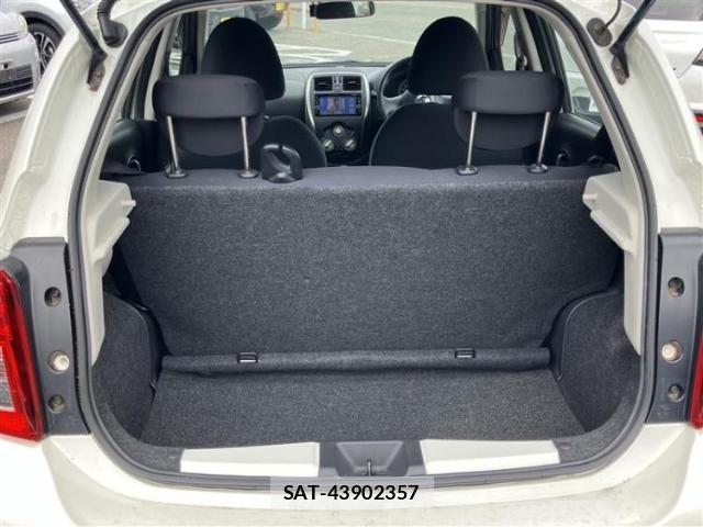 Nissan MARCH 2018-03 8857042-6