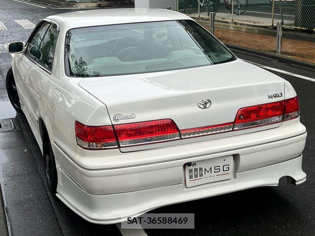Toyota MARK II 2000-01 8855498-2