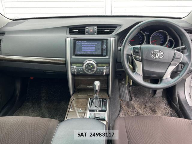 Toyota MARK X 2013-02 8855023-1