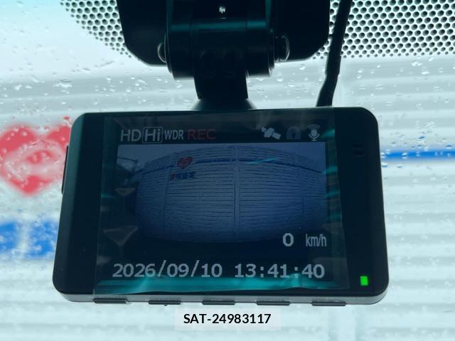 Toyota MARK X 2013-02 8855023-3