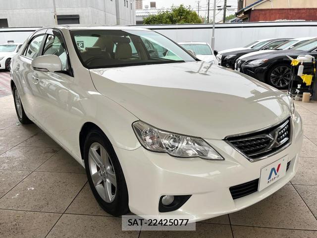 Toyota MARK X 2011-06 8856195-12