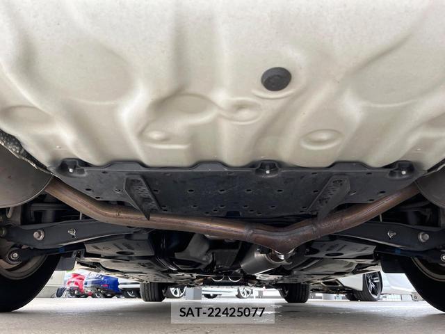 Toyota MARK X 2011-06 8856195-17