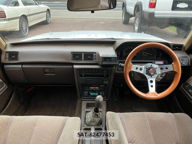 Toyota MARK II 1995-07 8855509-17