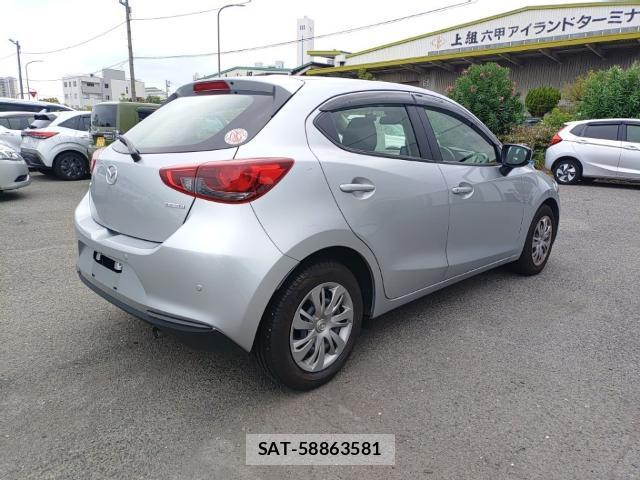 Mazda MAZDA2 2021-09 8854141-4