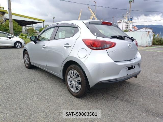 Mazda MAZDA2 2021-09 8854141-5