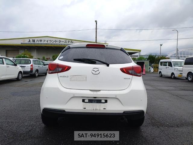 Mazda MAZDA2 2021-09 8854182-1