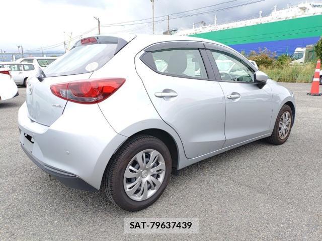 Mazda MAZDA2 2021-09 8854188-4