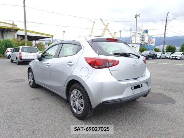 Mazda MAZDA2 2021-09 8854190-5