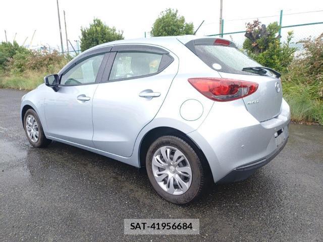 Mazda MAZDA2 2021-09 8854193-5