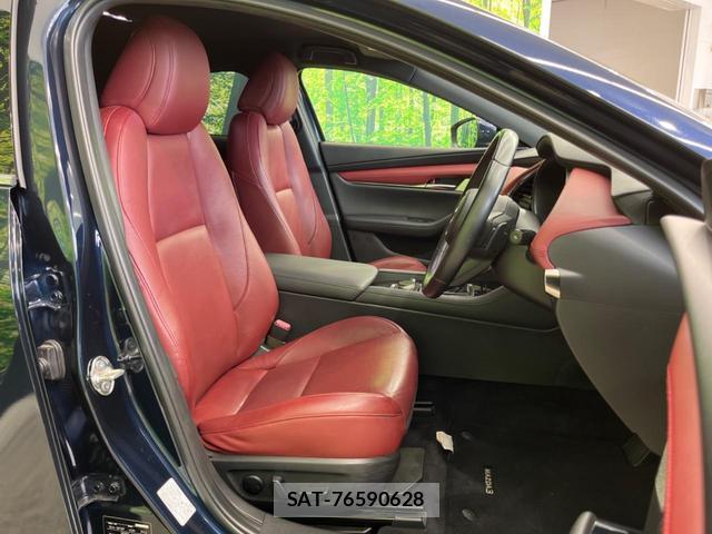 Mazda MAZDA3 2019-09 8853949-7