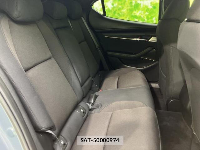 Mazda MAZDA3 2019-09 8854753-4