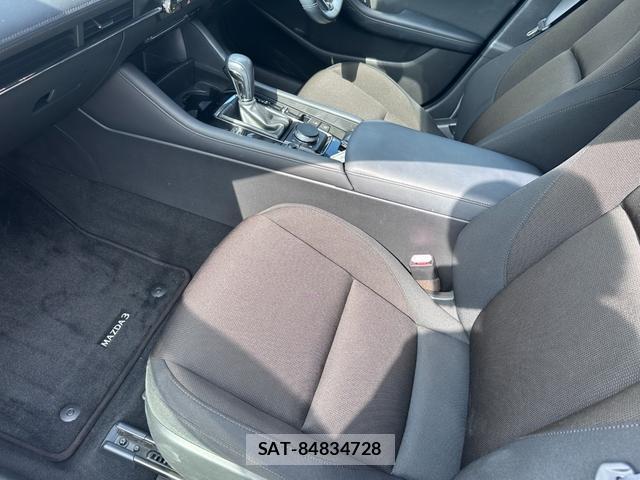 Mazda MAZDA3 2019-08 8854926-10