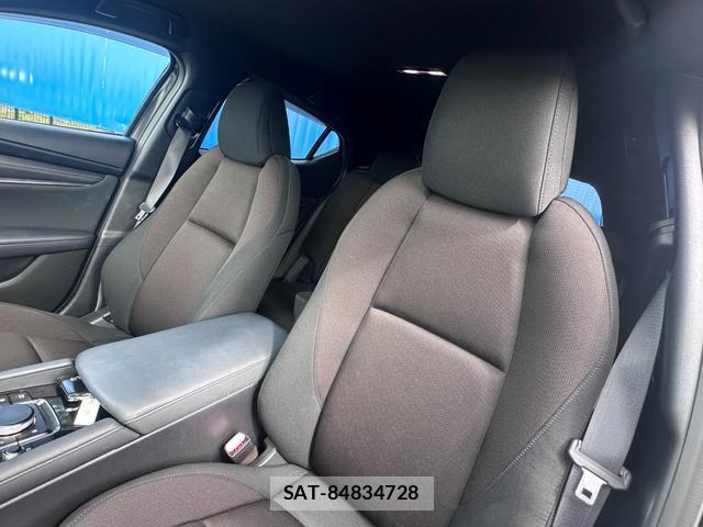 Mazda MAZDA3 2019-08 8854926-11