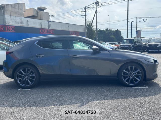 Mazda MAZDA3 2019-08 8854926-4
