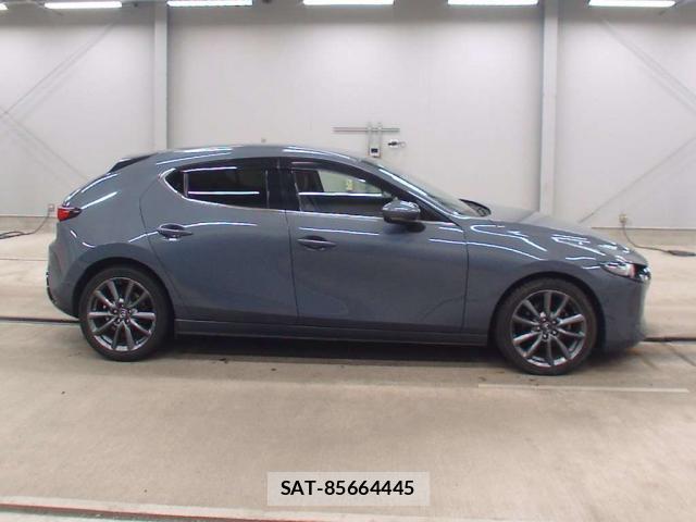 Mazda MAZDA3 2019-09 8855811-10