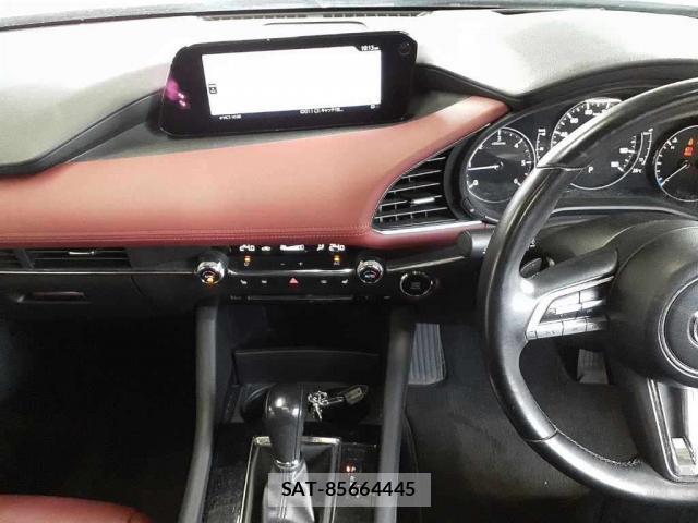 Mazda MAZDA3 2019-09 8855811-2