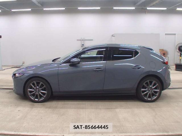 Mazda MAZDA3 2019-09 8855811-9