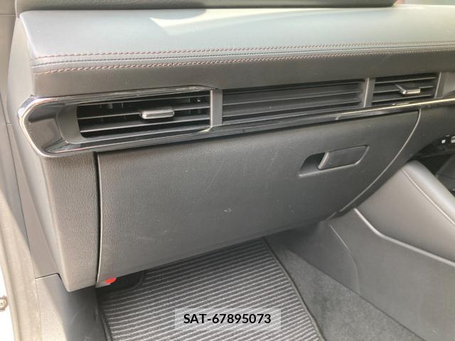 Mazda MAZDA3 2021-08 8856805-16